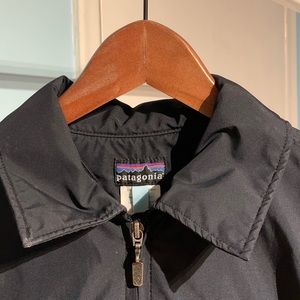 Black Patagonia Light Jacket (Women’s)